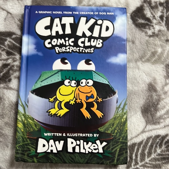 Cat kid comic club books!! Great pick for young readers. A really great bundle - Picture 3 of 5
